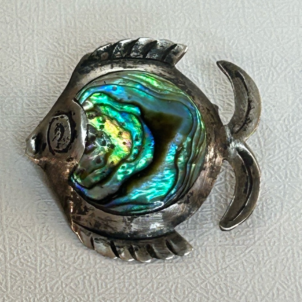 Vintage Taxco Mexico Sterling Silver 925 Abalone Shell Inlay Fish Pin Brooch